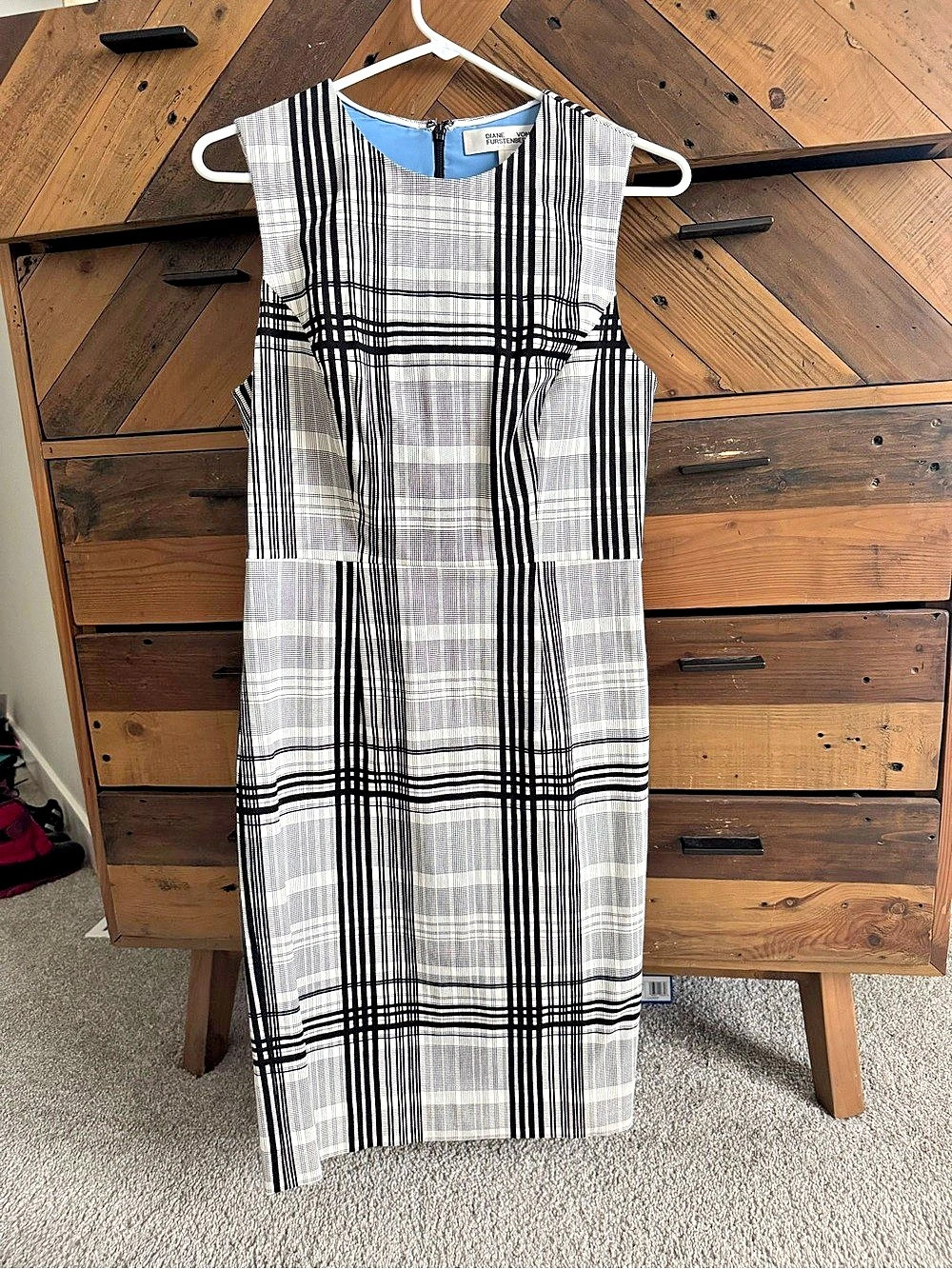 Diane von Furstenberg Darnley Plaid Midi Dress White & Black Size 6 Like New